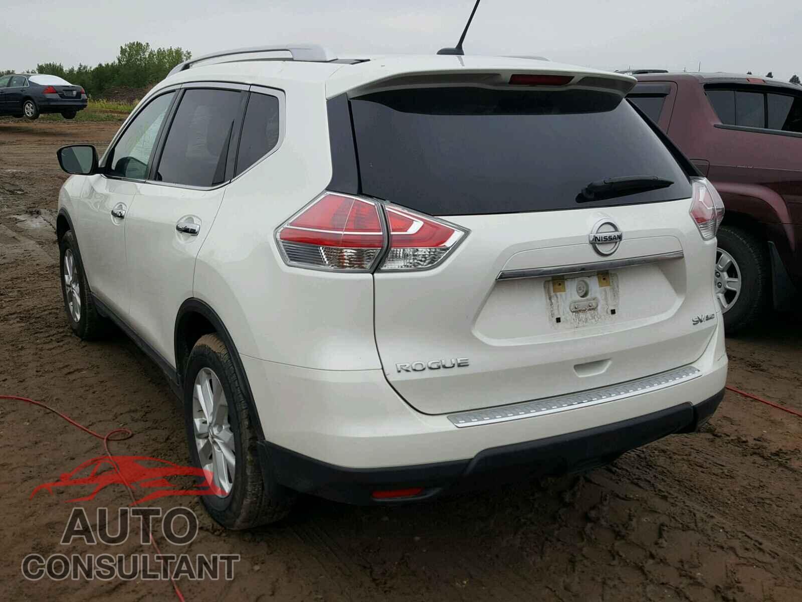 NISSAN ROGUE S 2015 - KNMAT2MV9FP534935