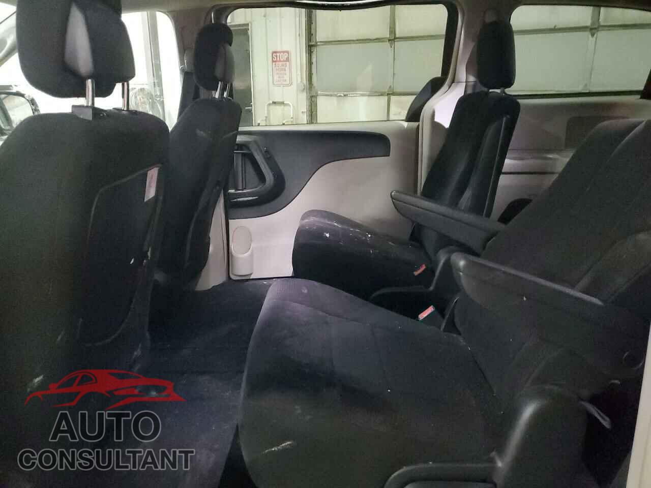 DODGE CARAVAN 2011 - 2D4RN5DG8BR674602