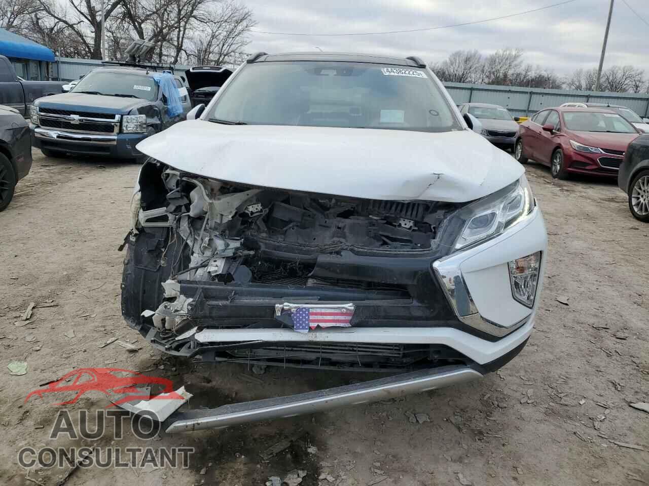 MITSUBISHI ECLIPSE 2018 - JA4AT5AA3JZ047269