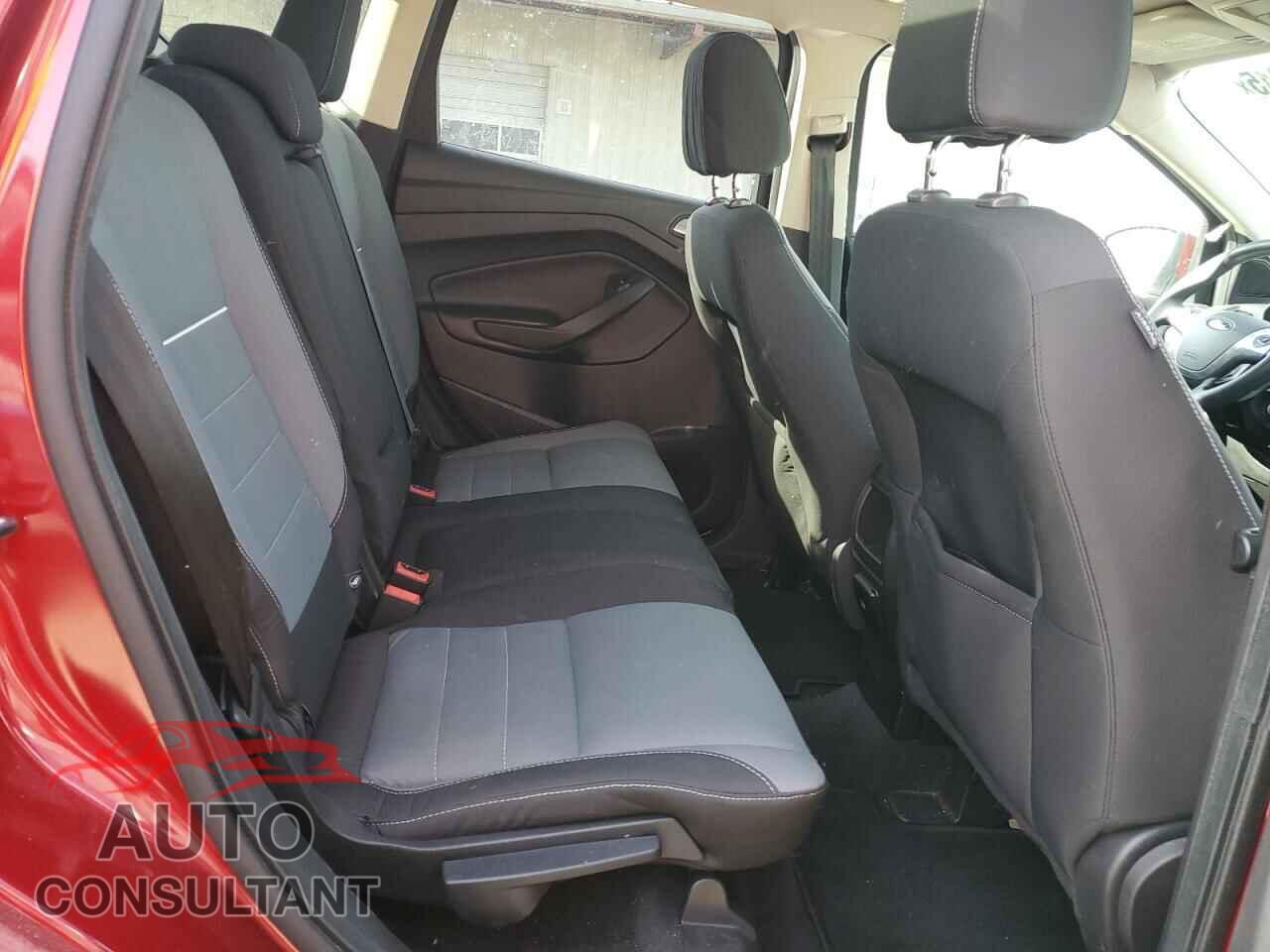 FORD ESCAPE 2013 - 1FMCU0GX1DUC76749