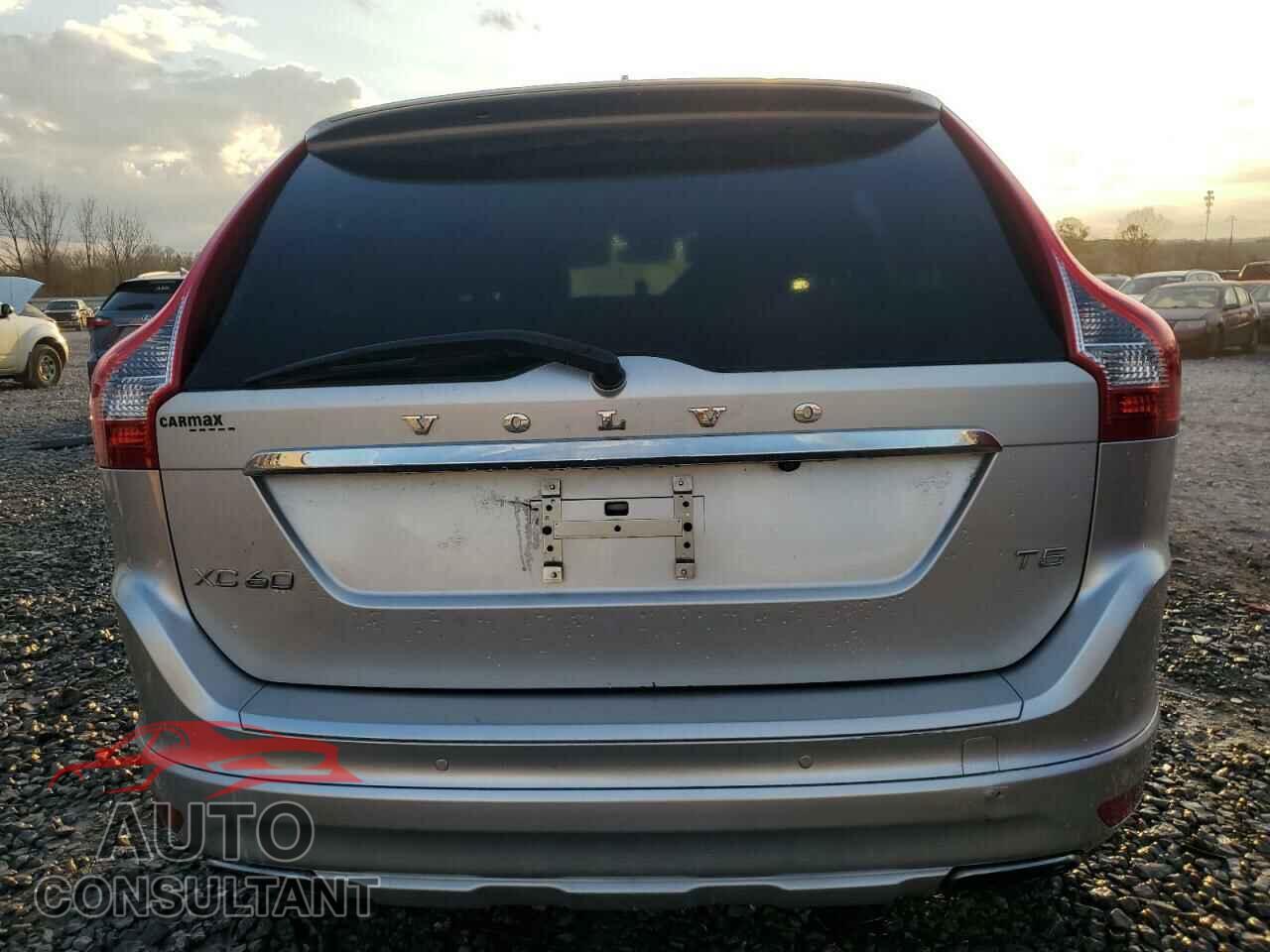 VOLVO XC60 2017 - YV440MDU0H2075302