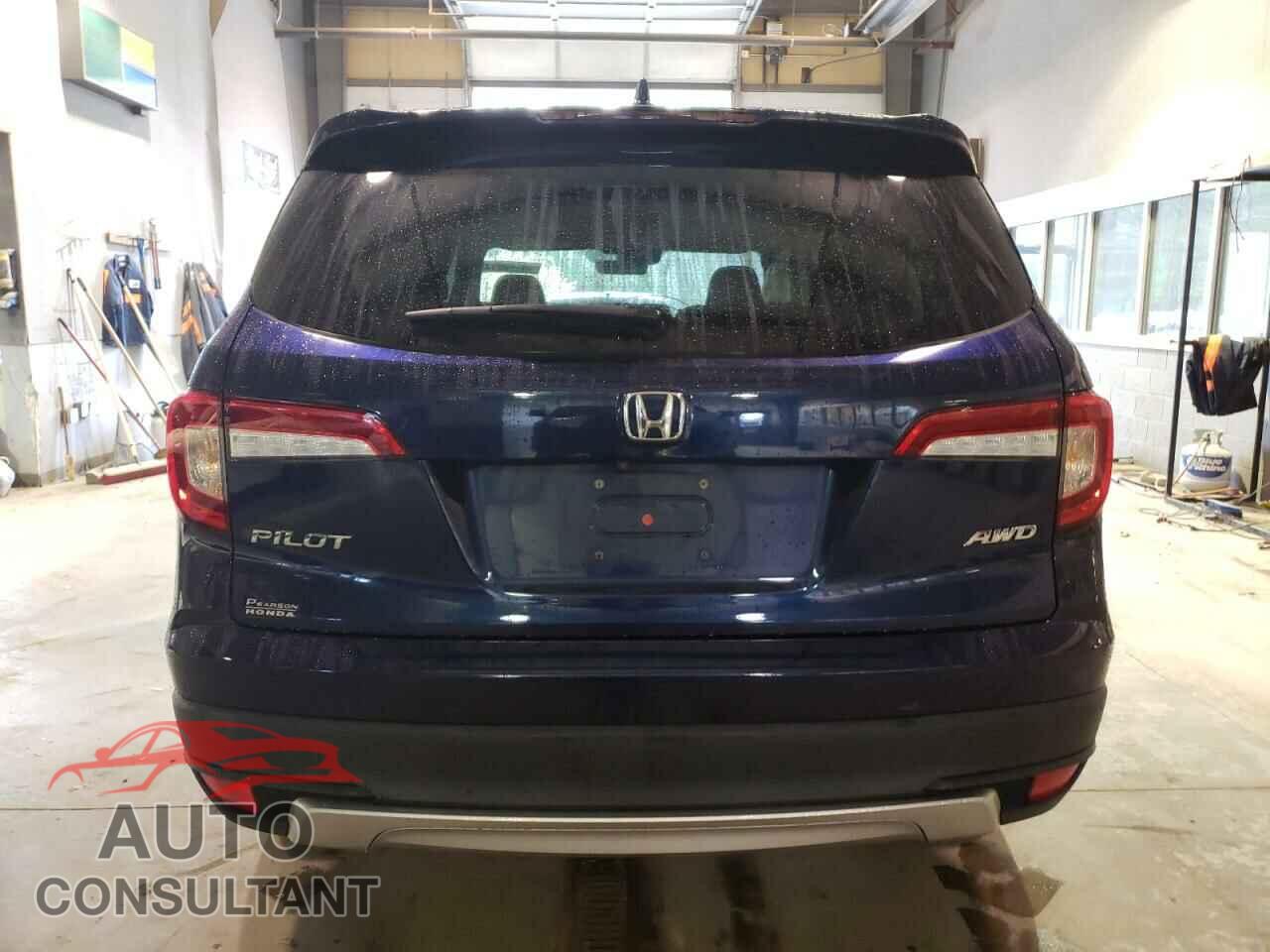 HONDA PILOT 2020 - 5FNYF6H55LB026393