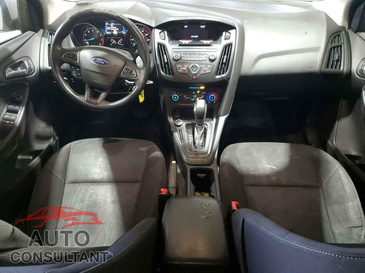 FORD FOCUS 2015 - 1FADP3F25FL206273