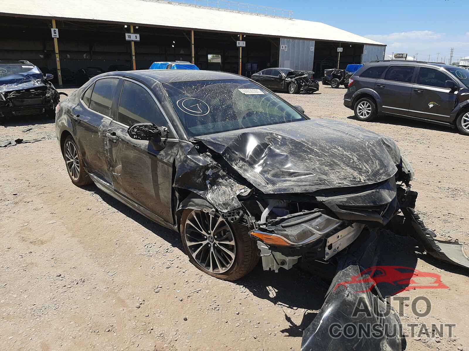 TOYOTA CAMRY 2018 - JTNB11HK1J3000182
