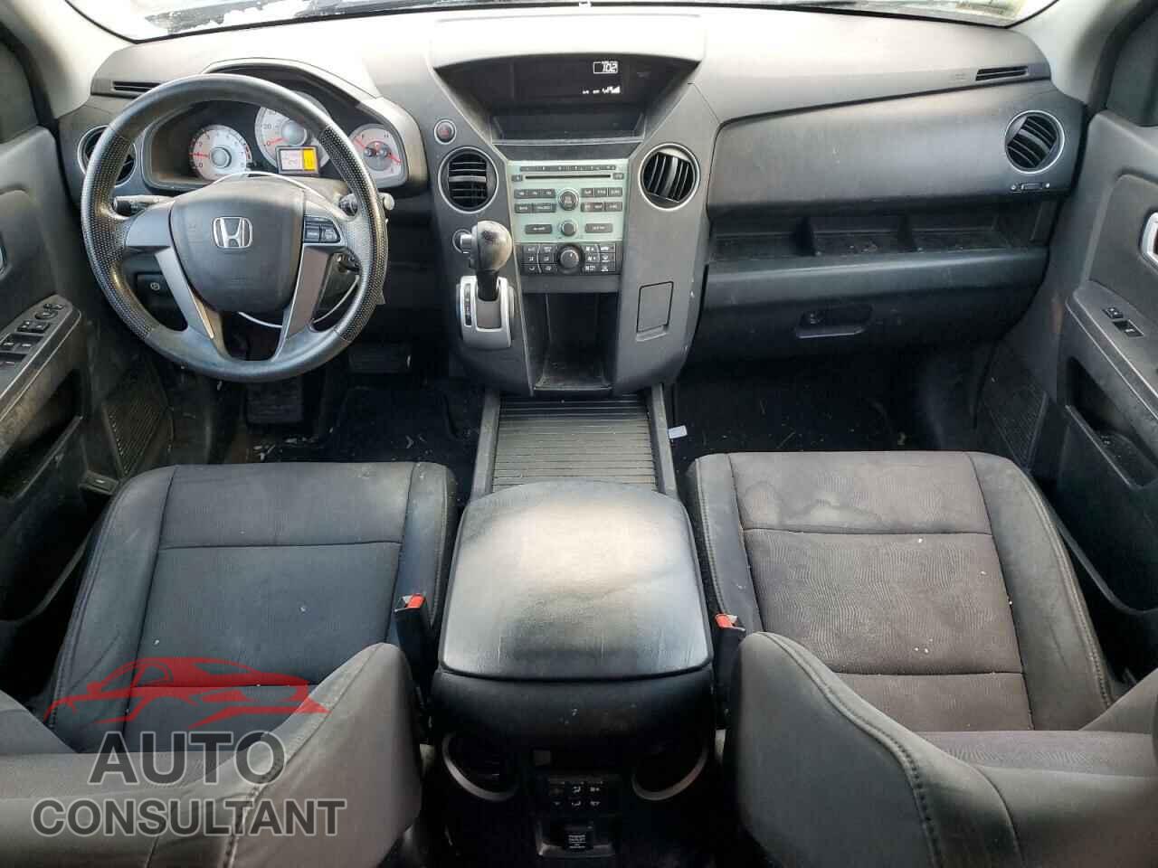 HONDA PILOT 2011 - 5FNYF4H20BB085781