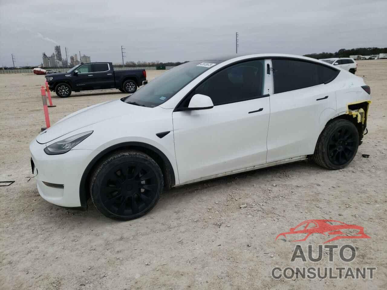 TESLA MODEL Y 2022 - 7SAYGDEE8NA000900