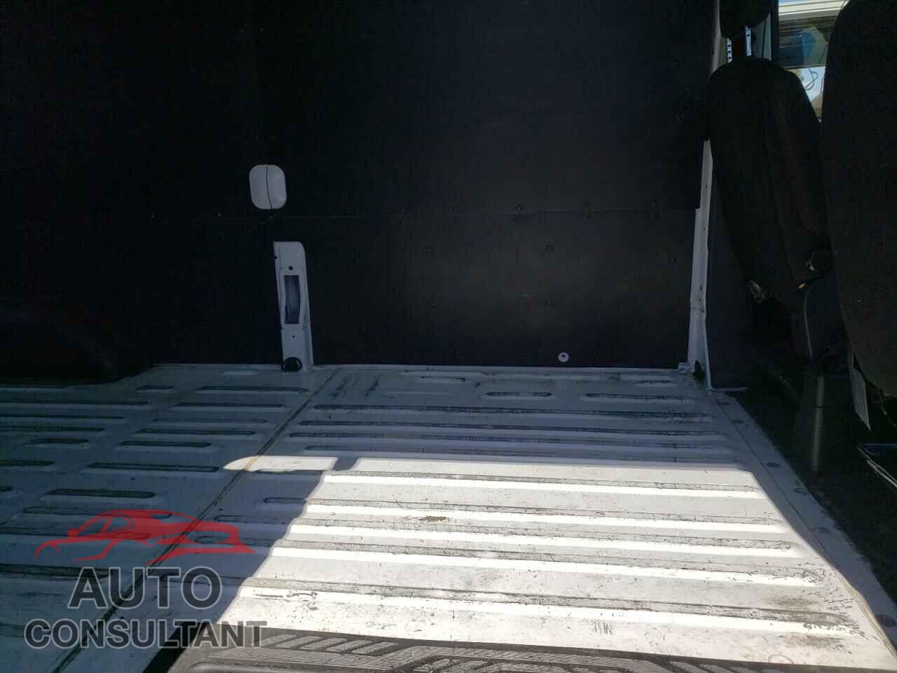 FORD TRANSIT CO 2020 - 1FTBR2C86LKA31211