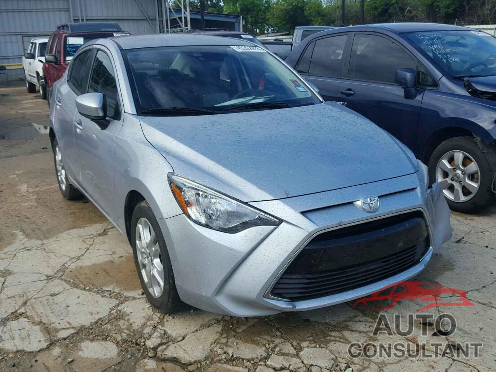TOYOTA YARIS 2017 - 3MYDLBYV5HY171396