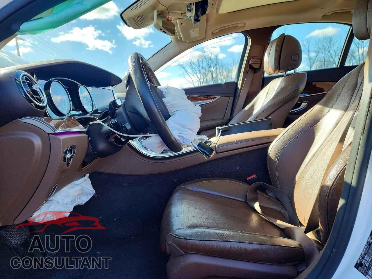 MERCEDES-BENZ E-CLASS 2017 - WDDZF4KB0HA073022