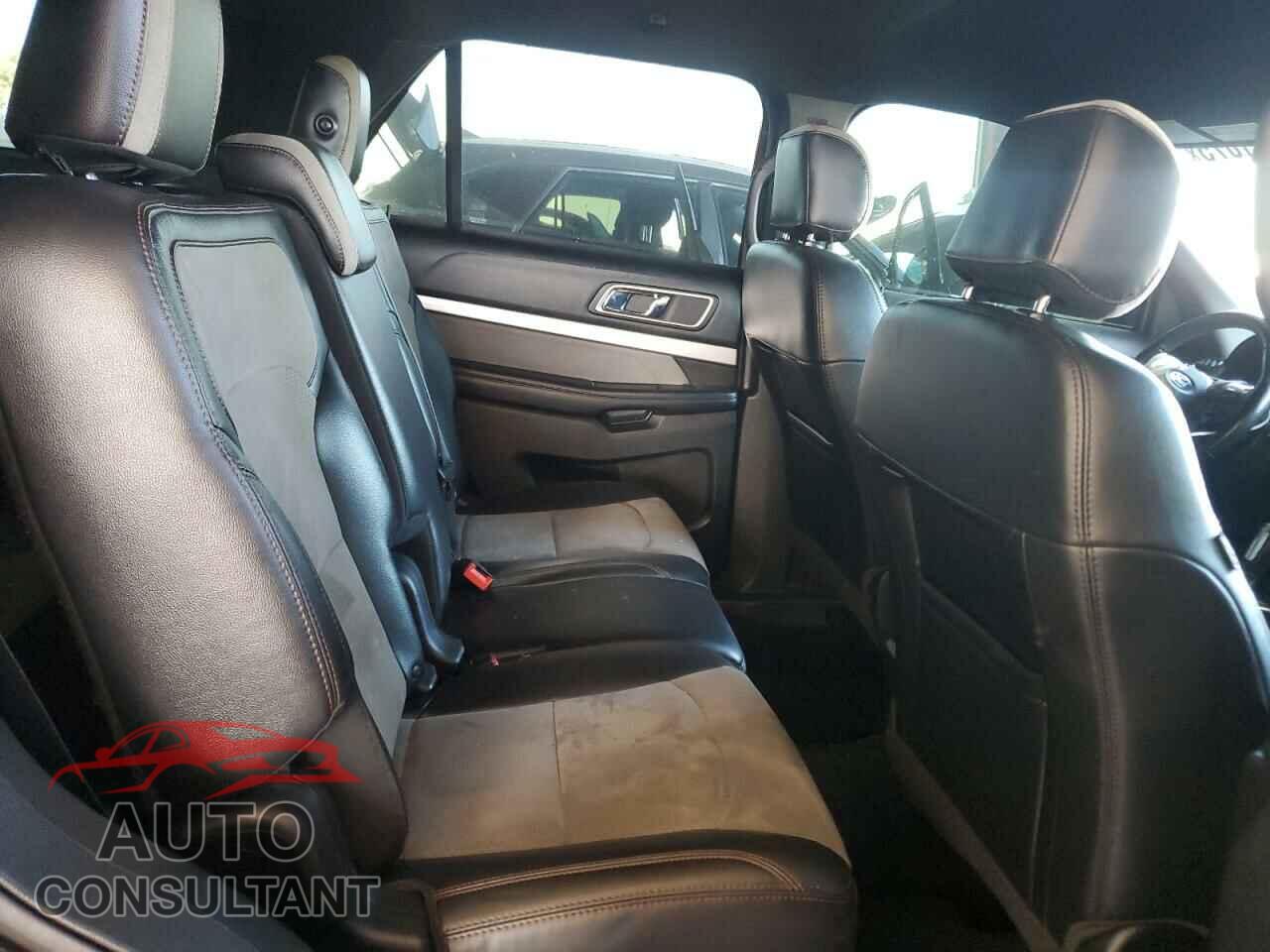 FORD EXPLORER 2017 - 1FM5K8D80HGA93485