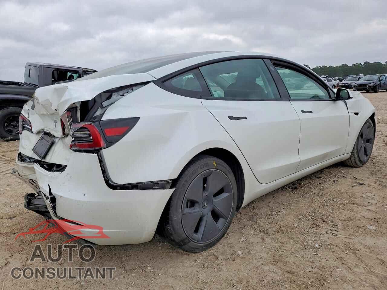 TESLA MODEL 3 2023 - 5YJ3E1EA5PF606976