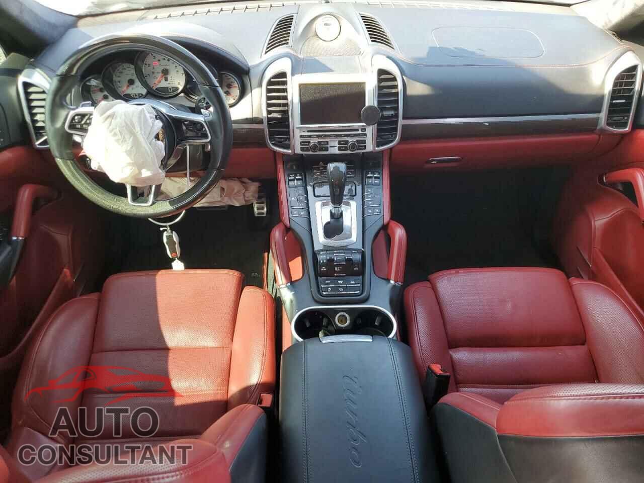 PORSCHE CAYENNE 2015 - WP1AC2A21FLA81202