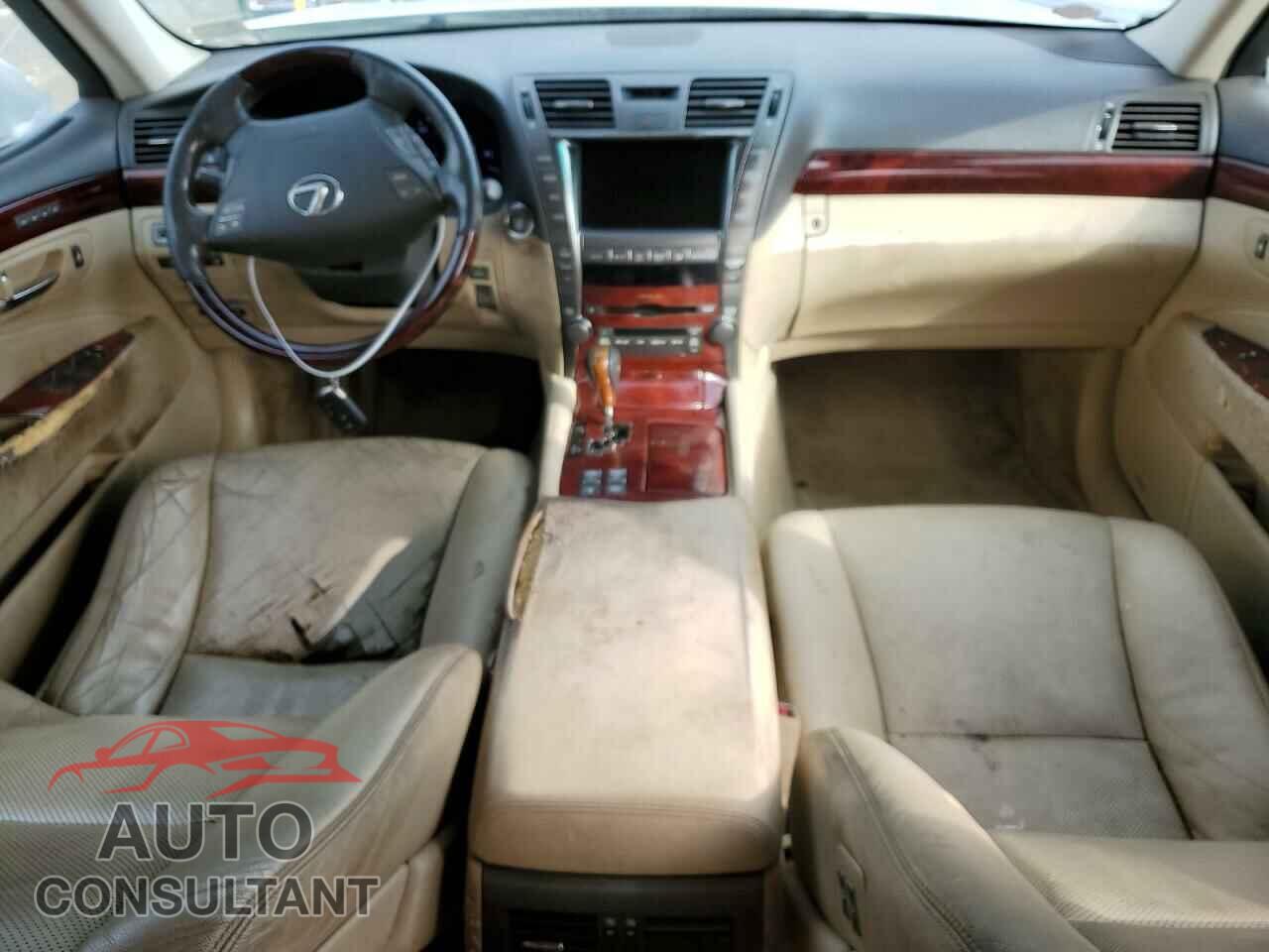 LEXUS LS460 2009 - JTHCL46F495001013