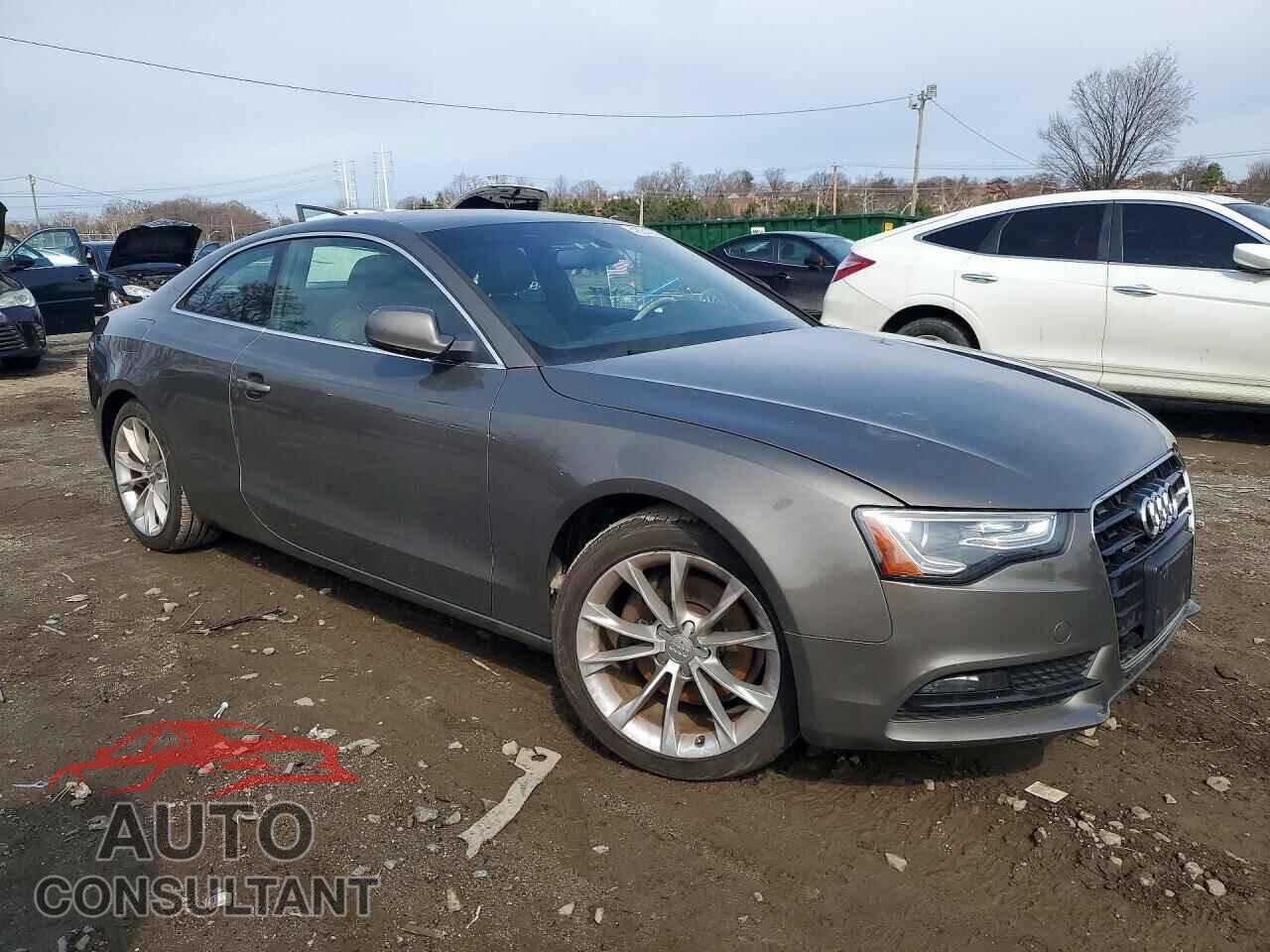 AUDI A5 2014 - WAUCFAFR0EA009027