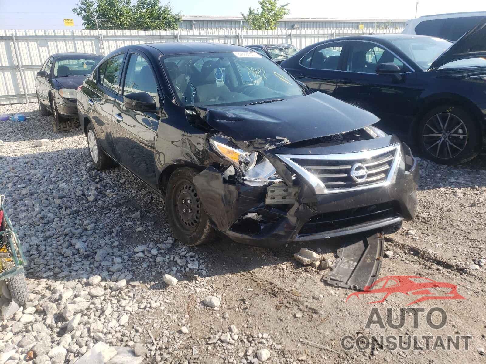 NISSAN VERSA 2019 - 3N1CN7AP3KL870255