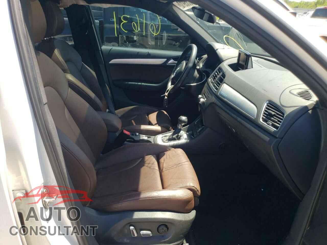 AUDI Q3 2018 - WA1ECCFS5JR034689