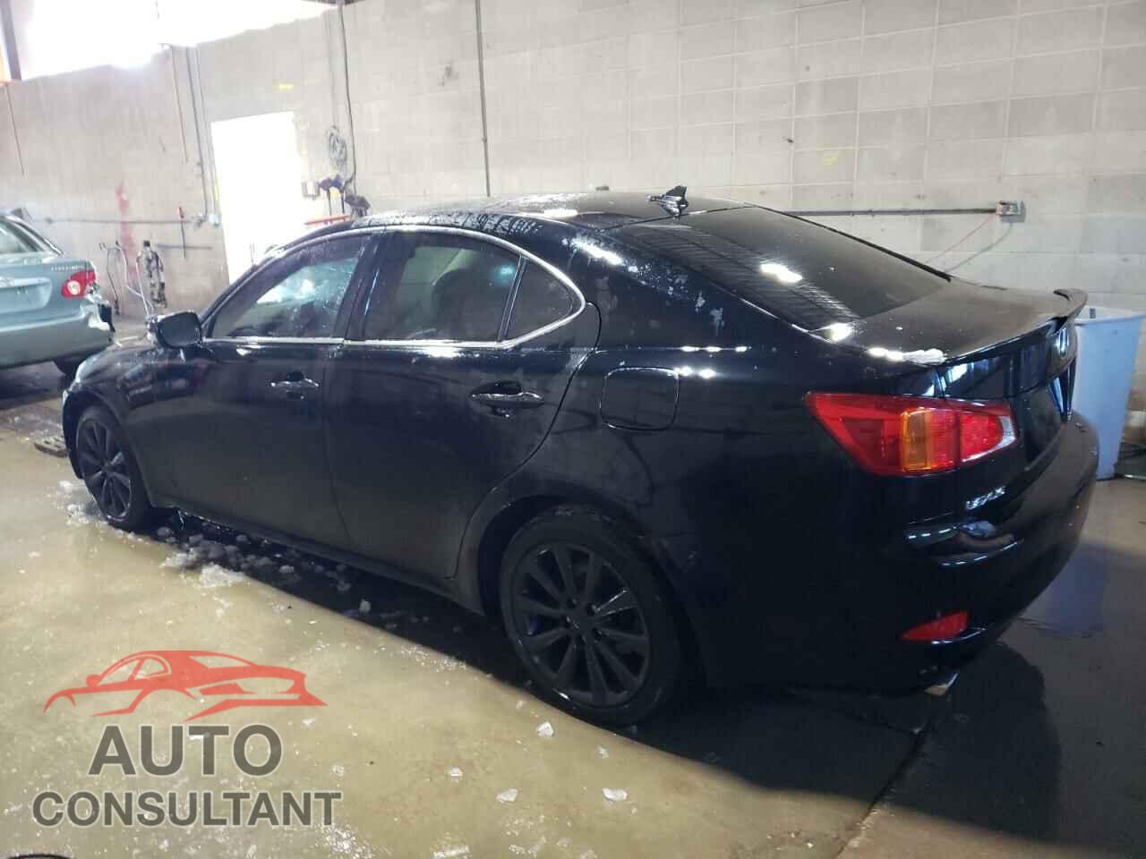 LEXUS IS 2010 - JTHCF5C2XA5037257