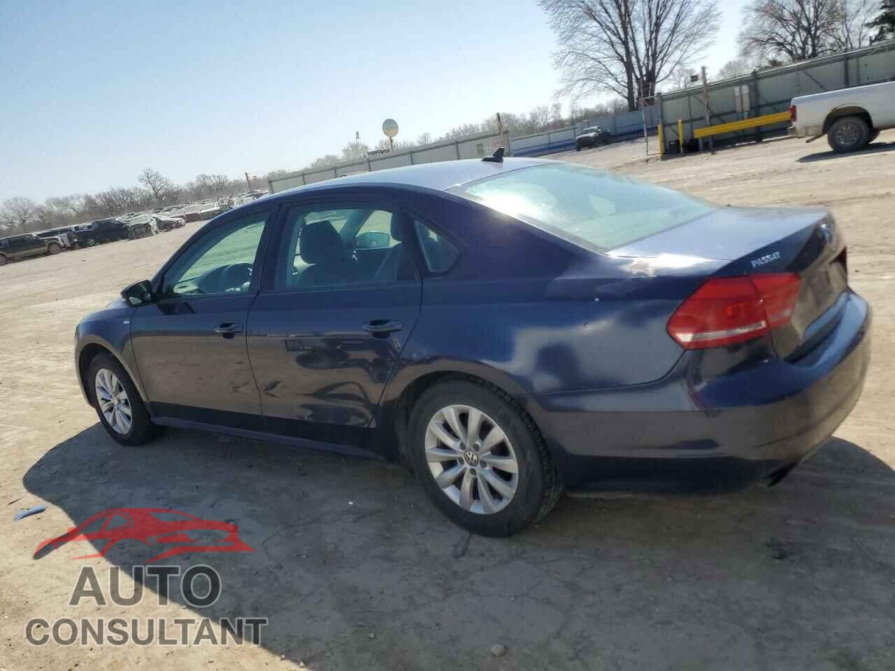 VOLKSWAGEN PASSAT 2015 - 1VWAT7A30FC100424
