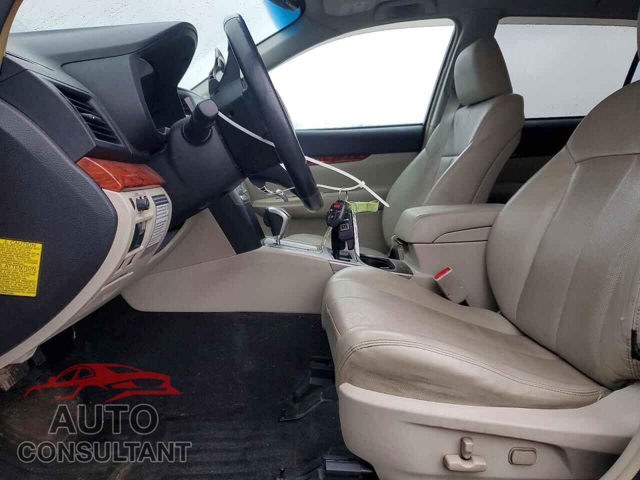 SUBARU OUTBACK 2012 - 4S4BRBKC2C3228159