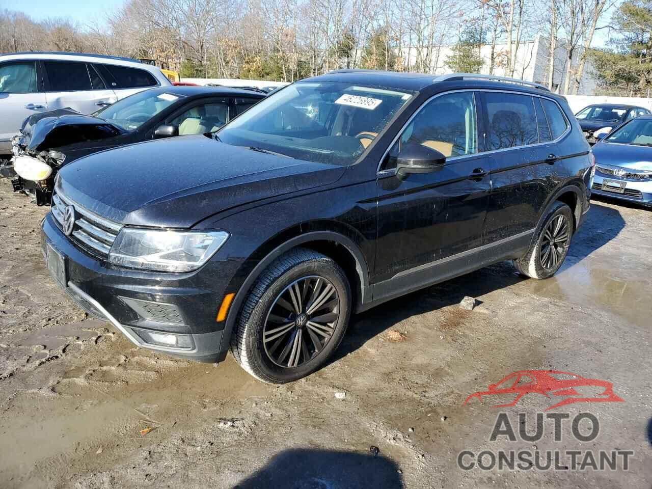 VOLKSWAGEN TIGUAN 2018 - 3VV2B7AX5JM216675