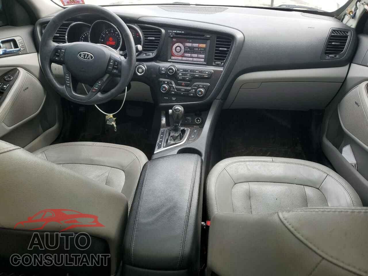 KIA OPTIMA 2011 - KNAGN4A75B5101850