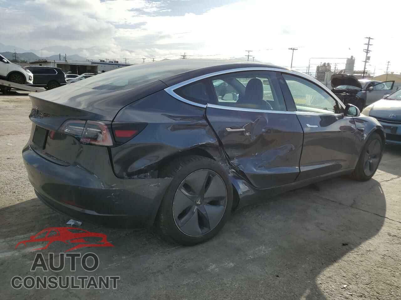 TESLA MODEL 3 2020 - 5YJ3E1EA9LF705164