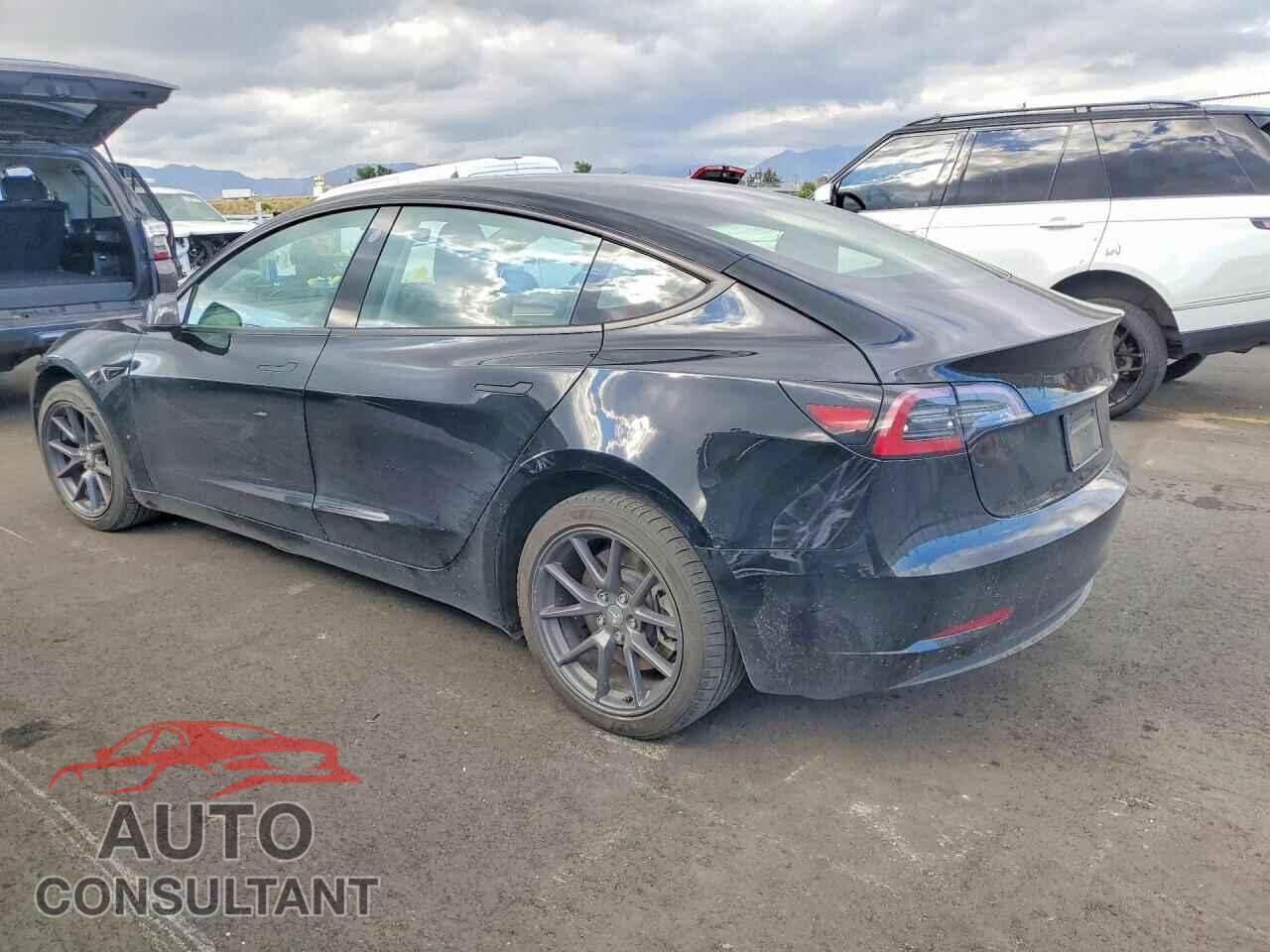 TESLA MODEL 3 2023 - 5YJ3E1EA3PF437069