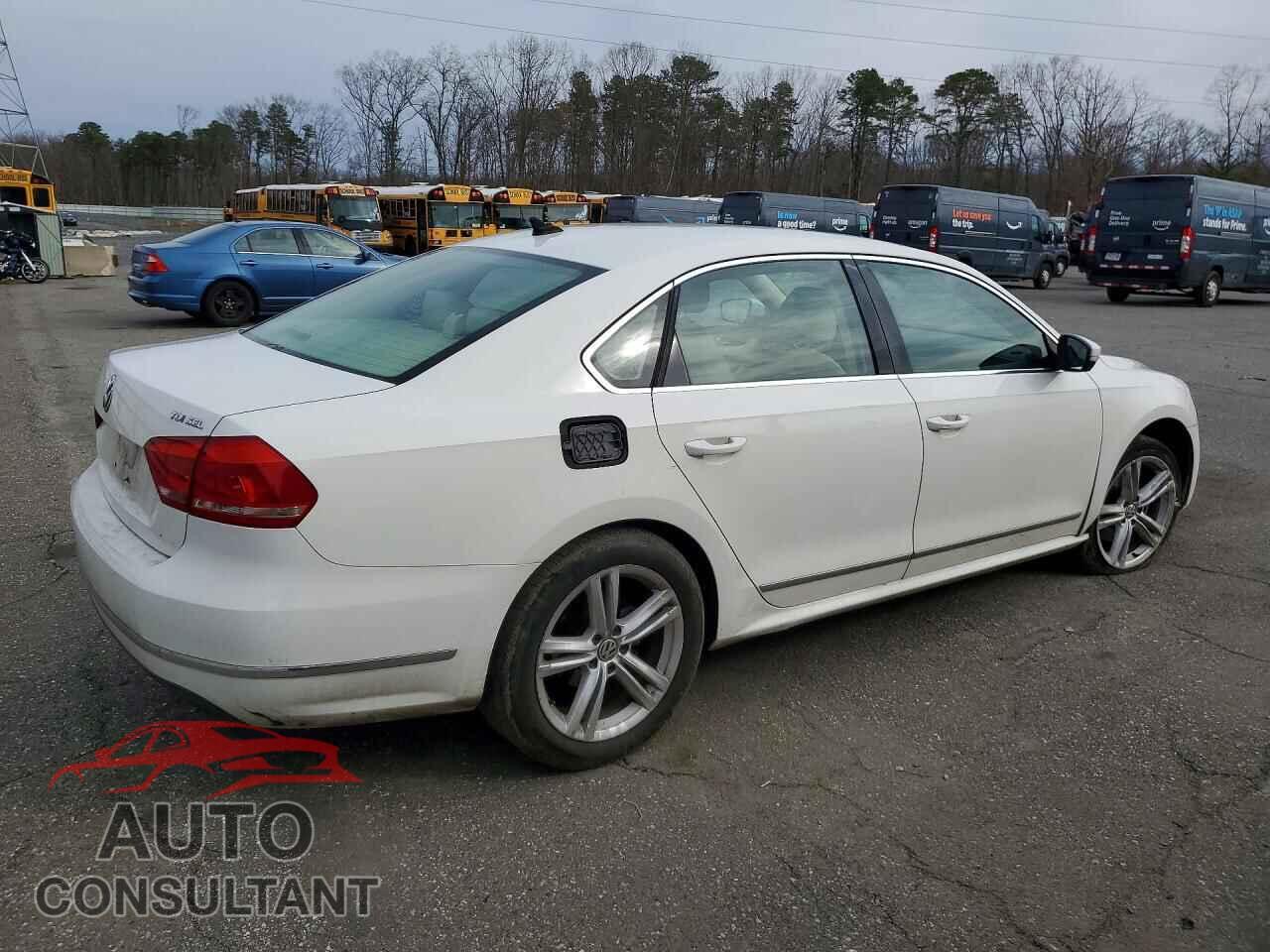 VOLKSWAGEN PASSAT 2013 - 1VWCN7A3XDC146567