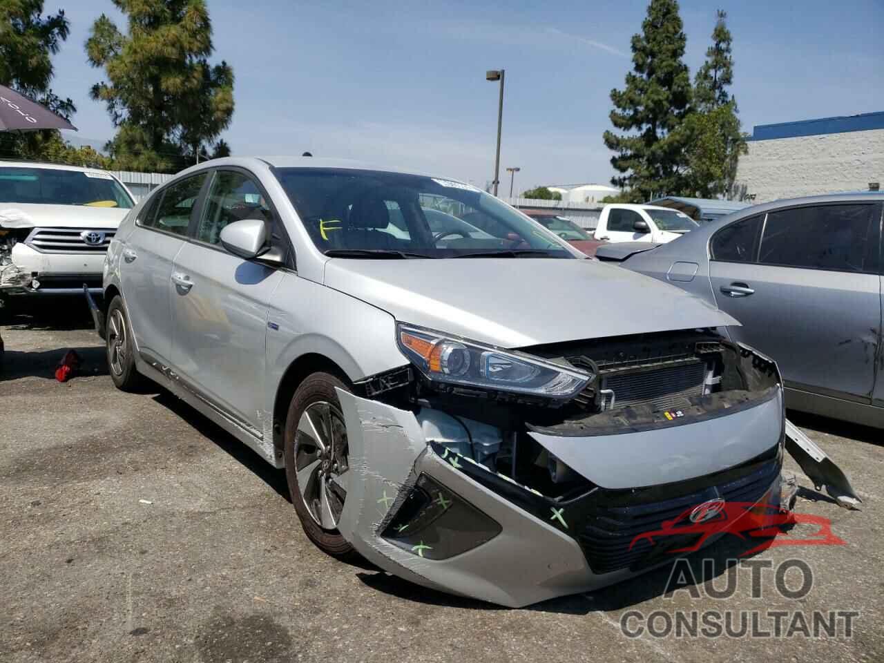 HYUNDAI IONIQ 2018 - KMHC75LC3JU061103