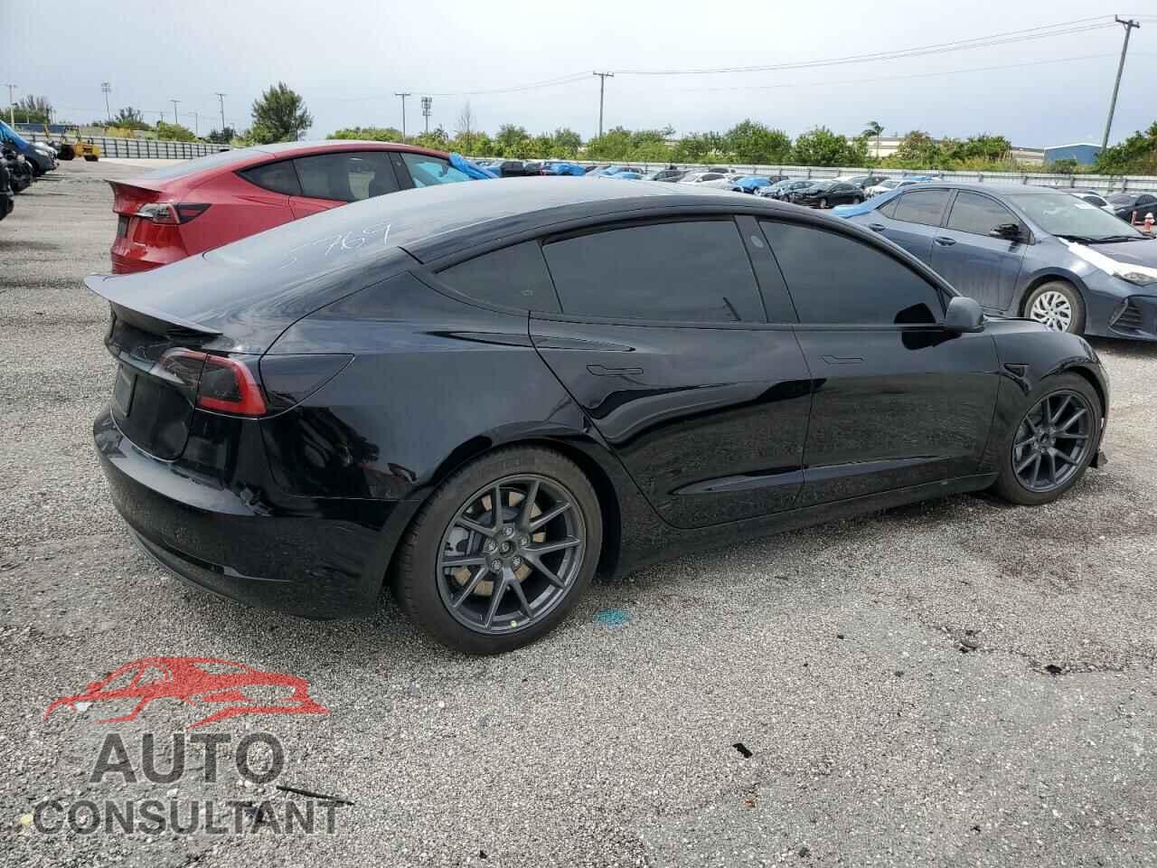 TESLA MODEL 3 2023 - 5YJ3E1EA2PF495769