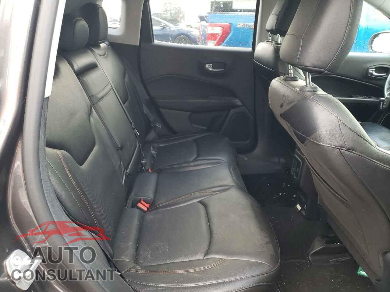JEEP COMPASS 2018 - 3C4NJDCB0JT372966