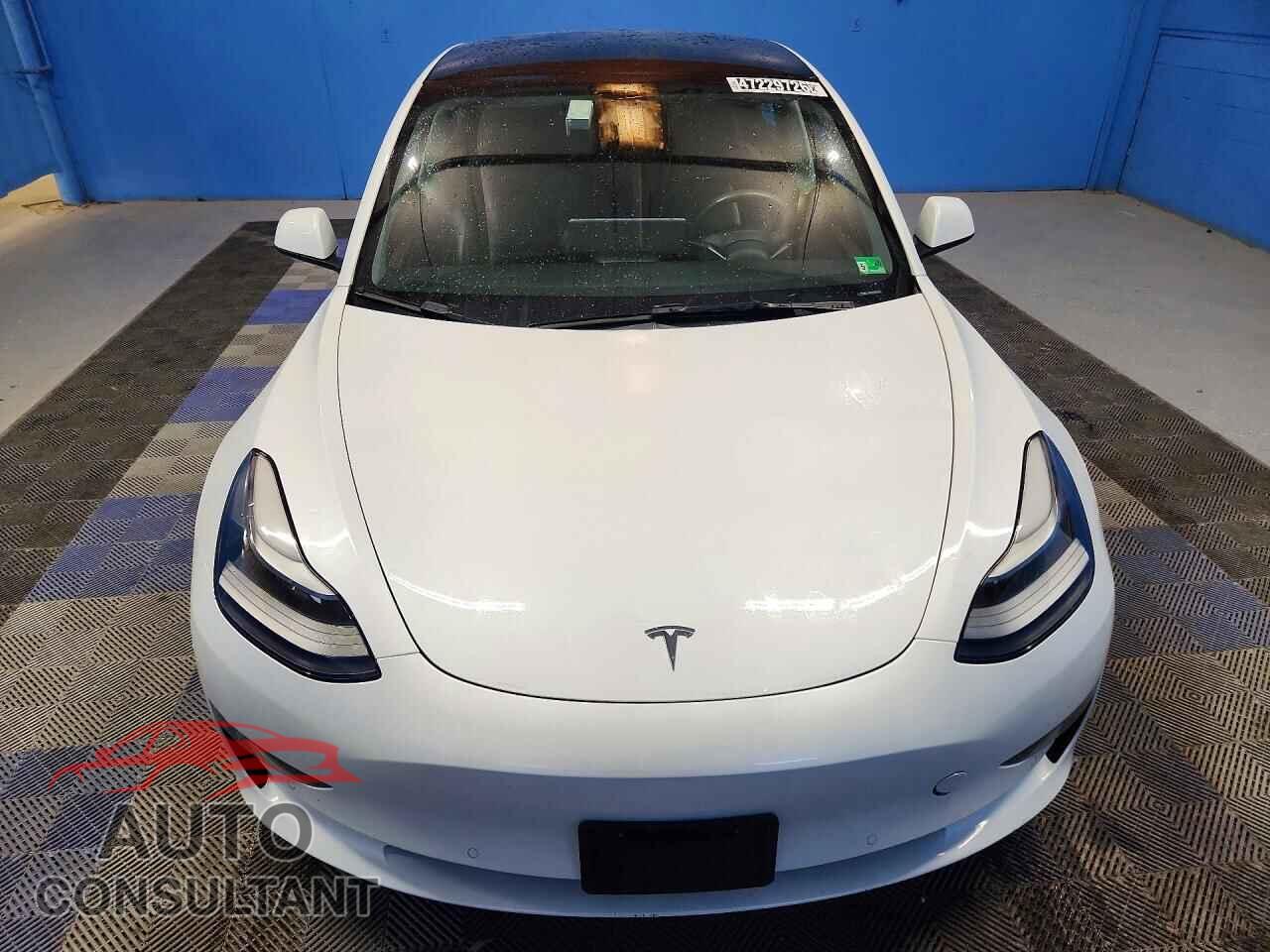 TESLA MODEL 3 2022 - 5YJ3E1EA5NF368978