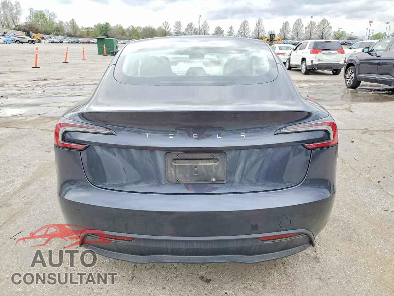 TESLA MODEL 3 2024 - 5YJ3E1EA3RF773548