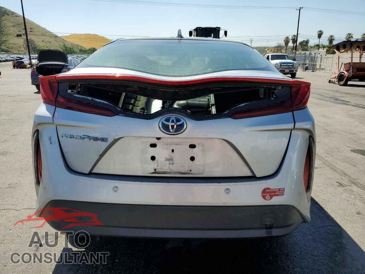 TOYOTA PRIUS 2017 - JTDKARFPXH3045908