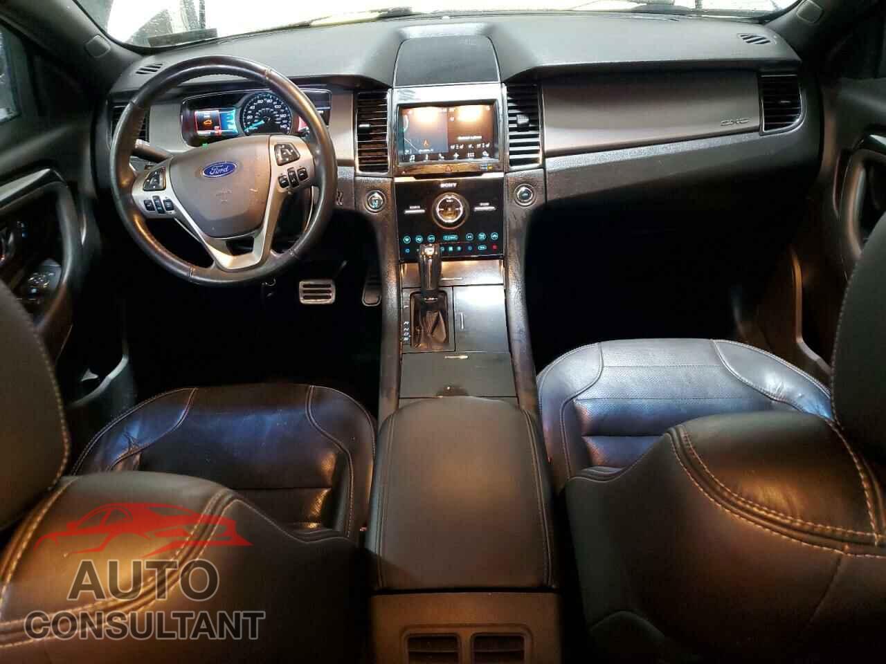 FORD TAURUS 2017 - 1FAHP2KT3HG116772