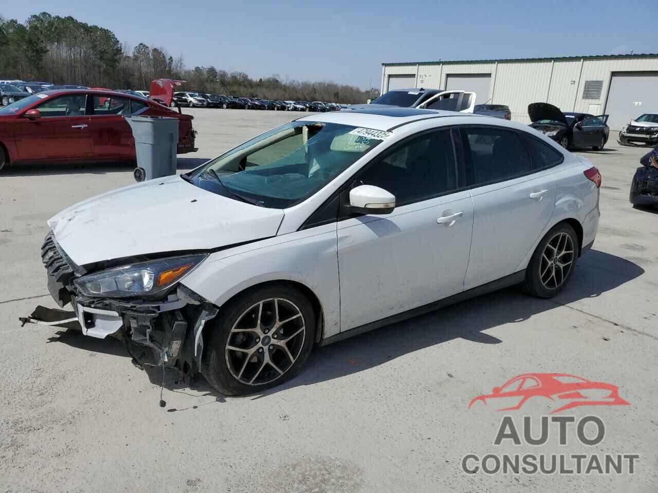 FORD FOCUS 2018 - 1FADP3H25JL284428