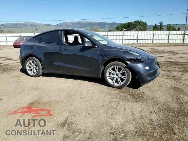 TESLA MODEL Y 2024 - 7SAYGDEEXRF032028