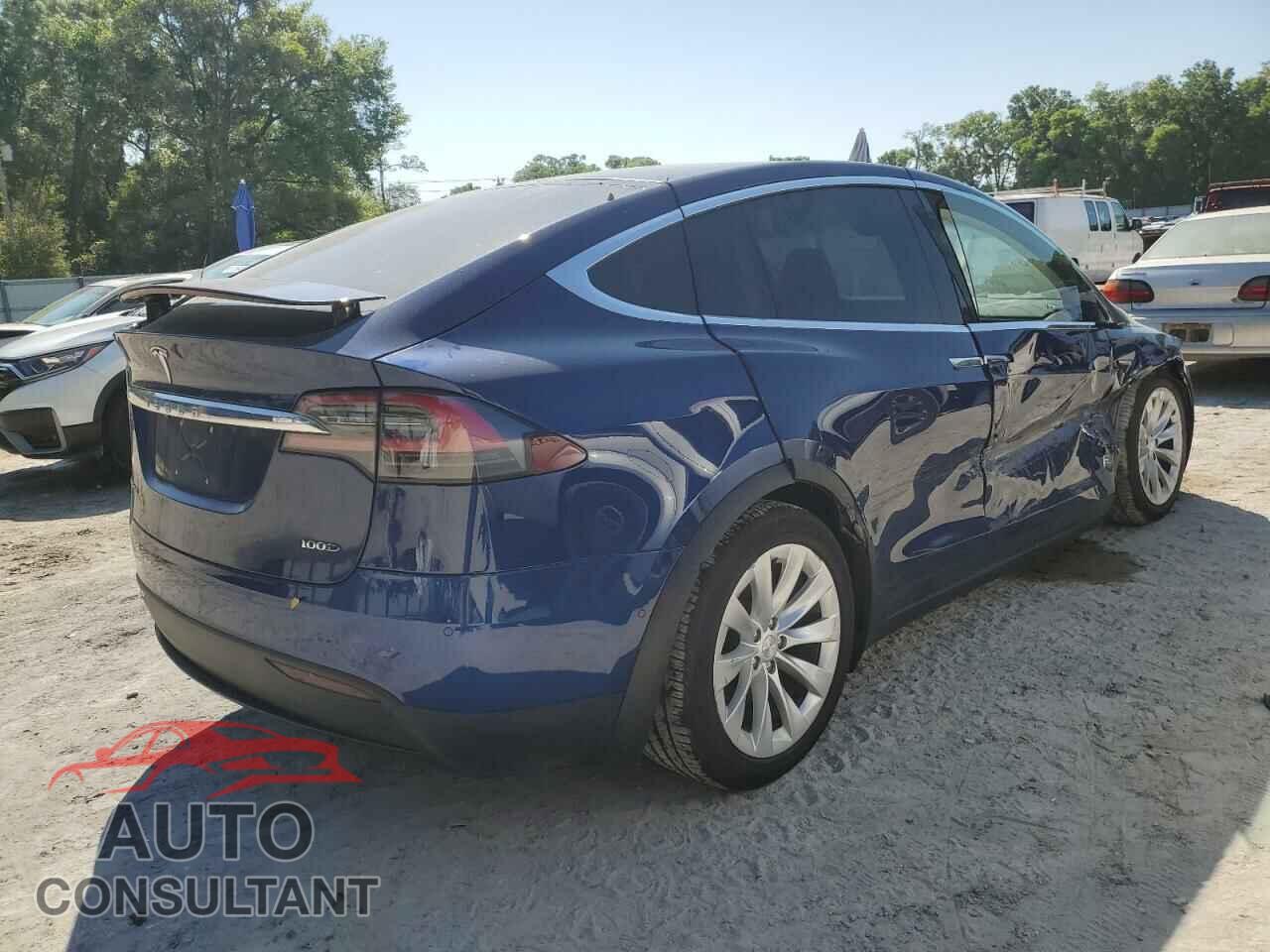 TESLA MODEL X 2017 - 5YJXCBE2XHF079010