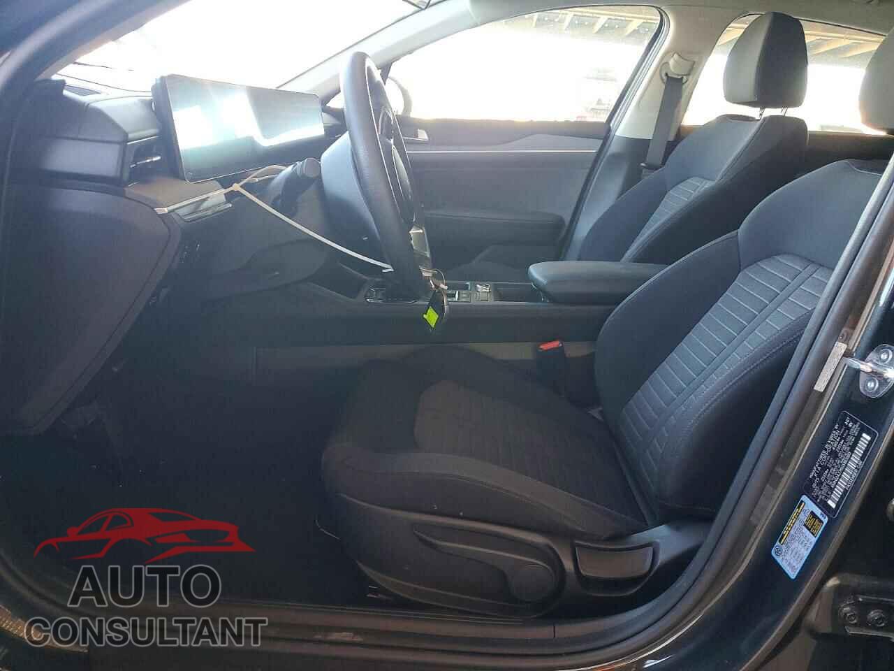 KIA K5 2025 - KNAG24J76S5363160