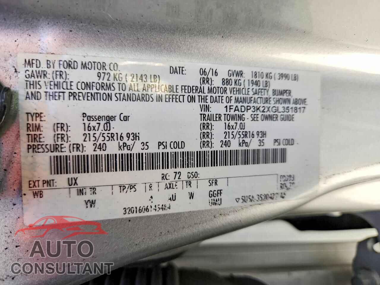FORD FOCUS 2016 - 1FADP3K2XGL351817