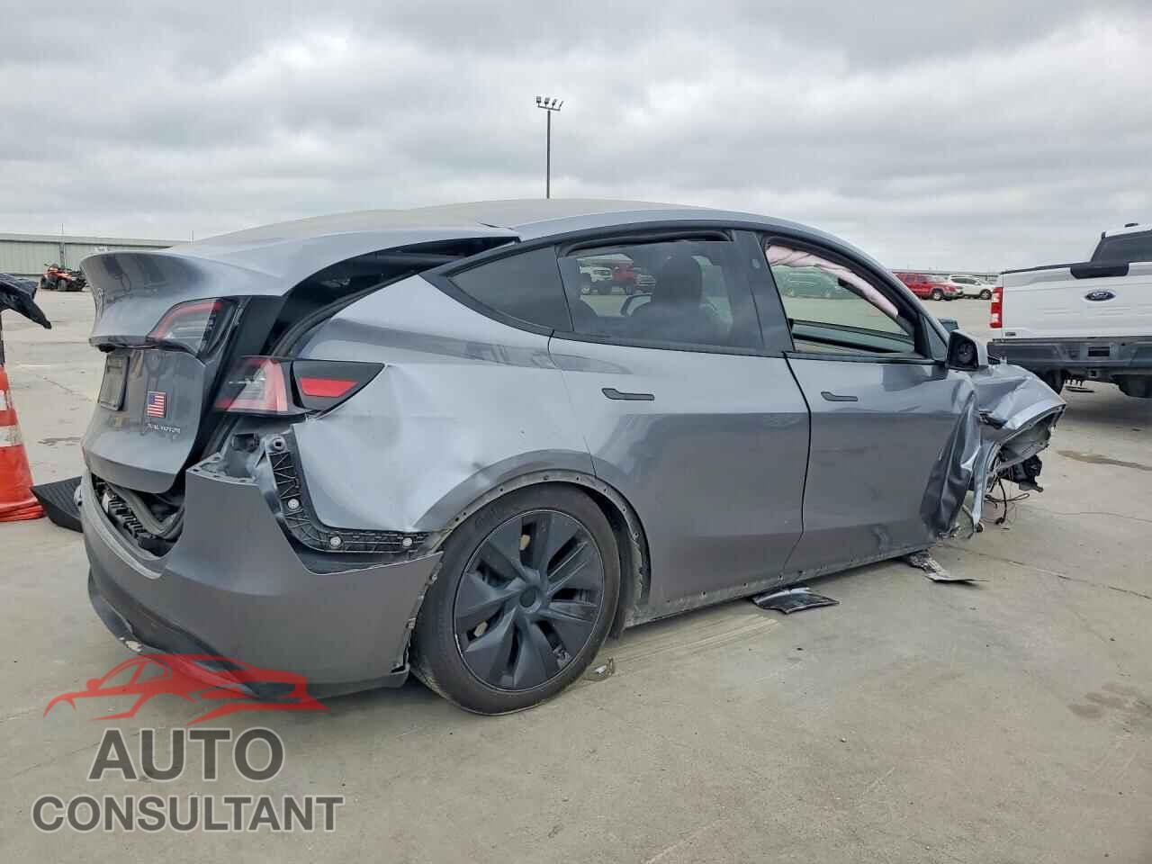 TESLA MODEL Y 2024 - 7SAYGDEEXRA320533
