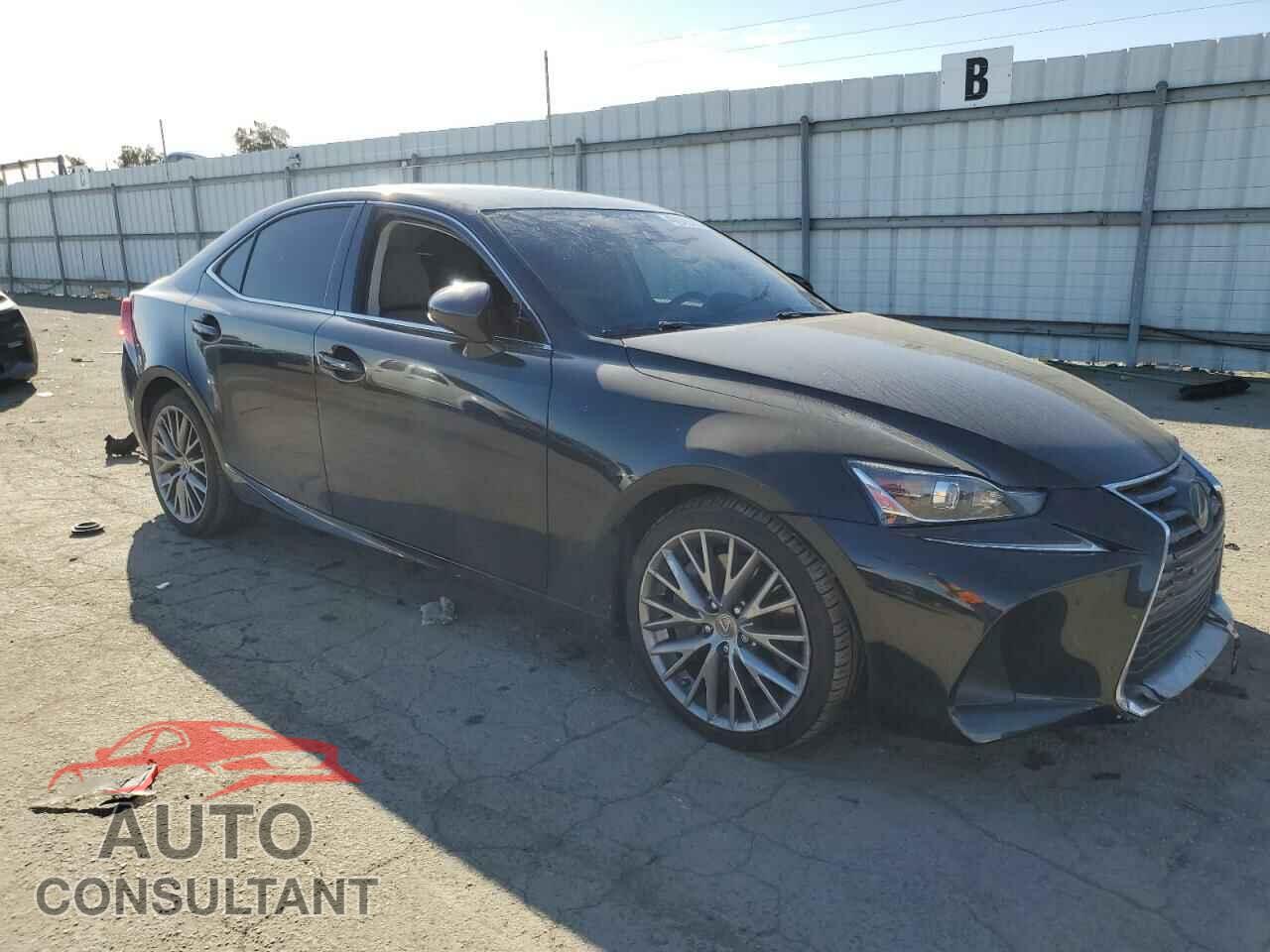 LEXUS IS 2017 - JTHBA1D29H5052425