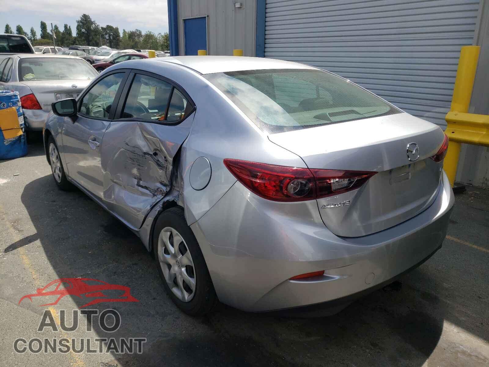 MAZDA 3 2017 - 3MZBN1U7XHM104072