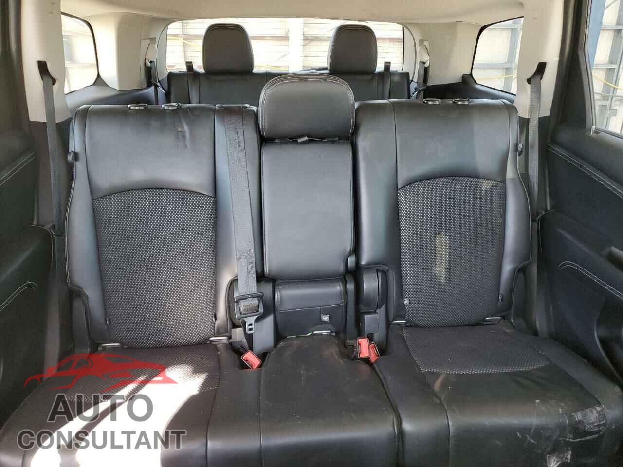 DODGE JOURNEY 2017 - 3C4PDCGB3HT708544