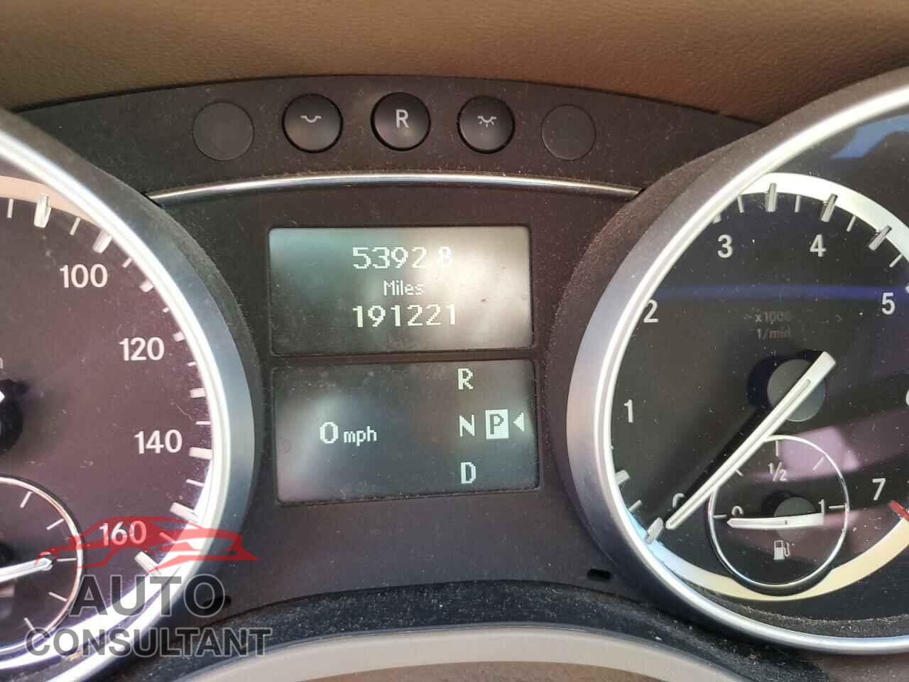MERCEDES-BENZ GL-CLASS 2010 - 4JGBF7BEXAA537149