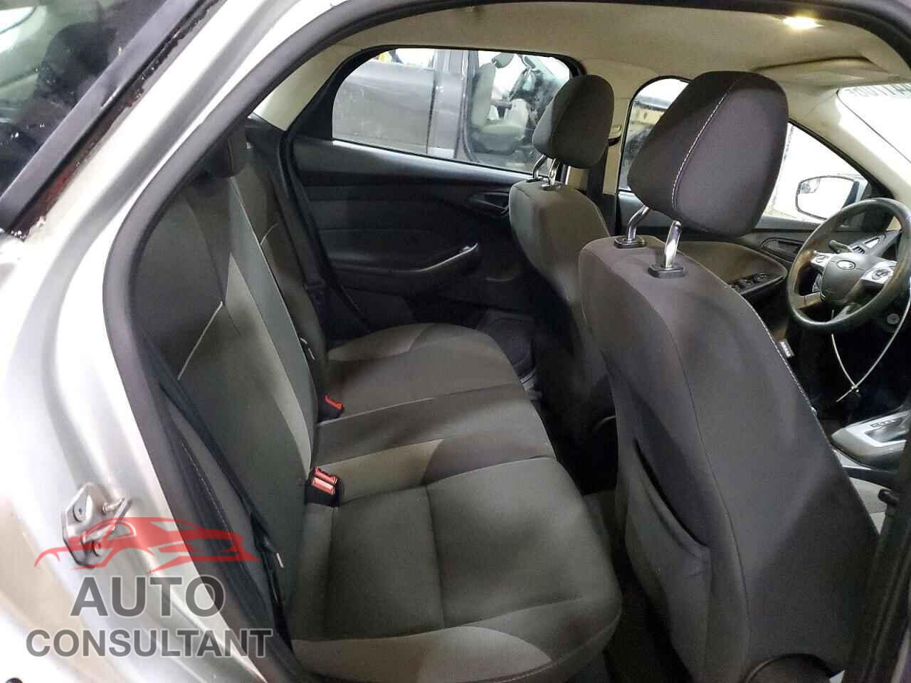 FORD FOCUS 2012 - 1FAHP3K21CL253447