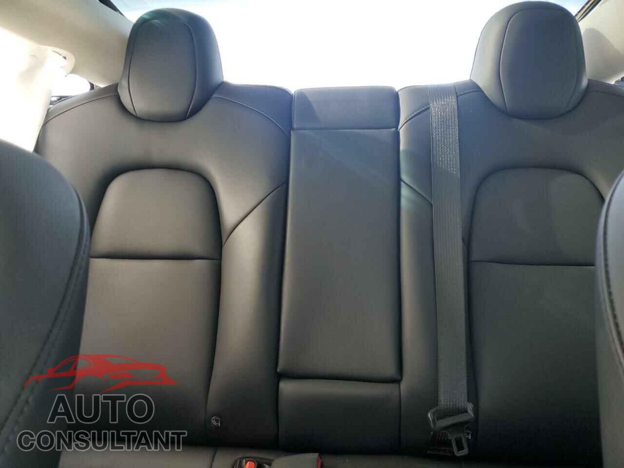 TESLA MODEL 3 2023 - 5YJ3E1EA4PF566177