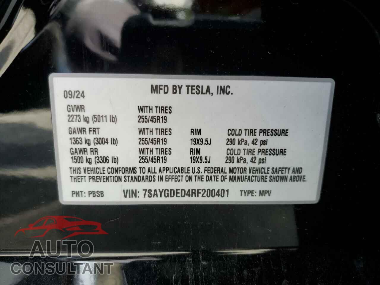 TESLA MODEL Y 2024 - 7SAYGDED4RF200401