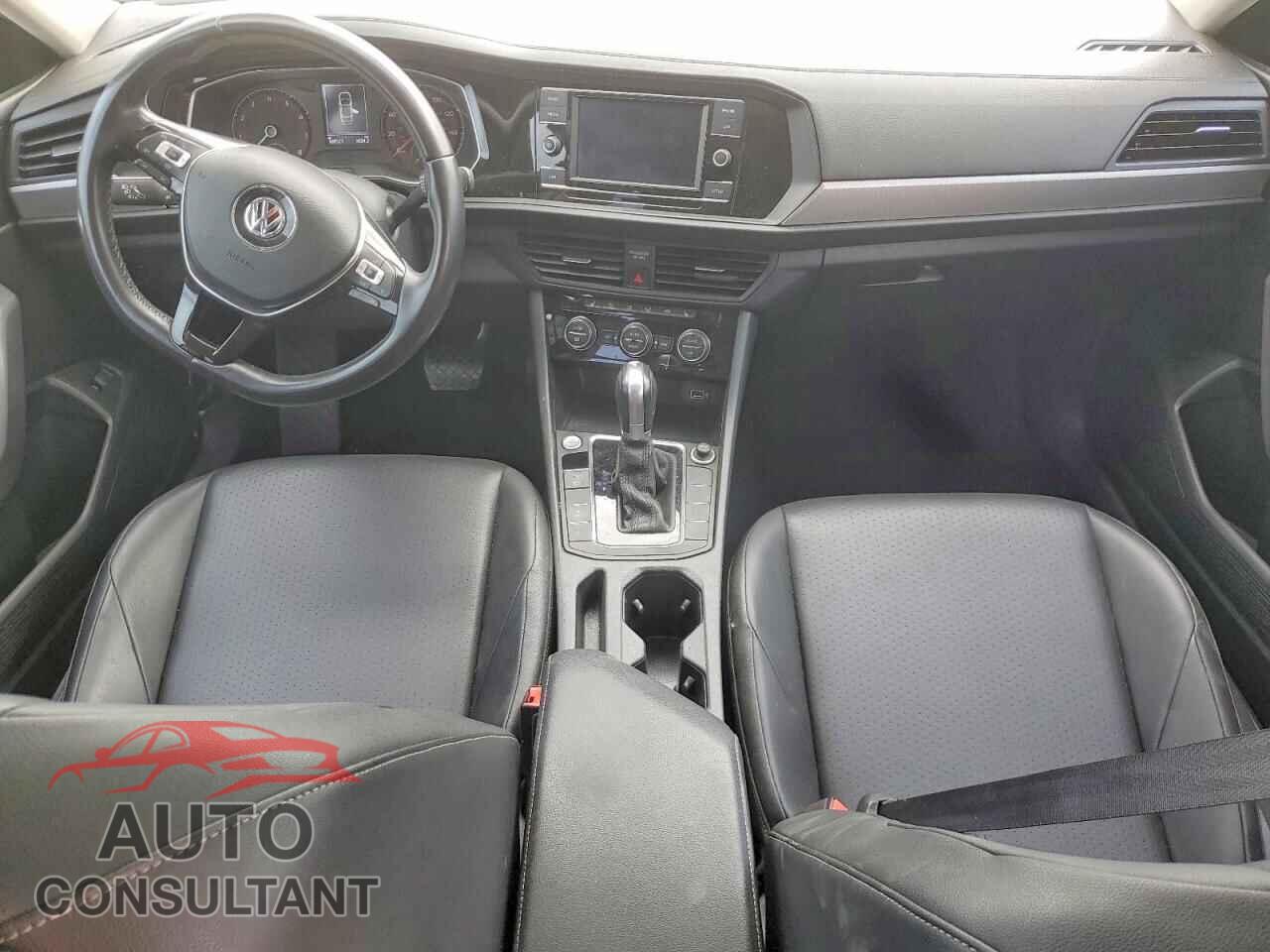 VOLKSWAGEN JETTA 2019 - 3VWC57BU8KM036670