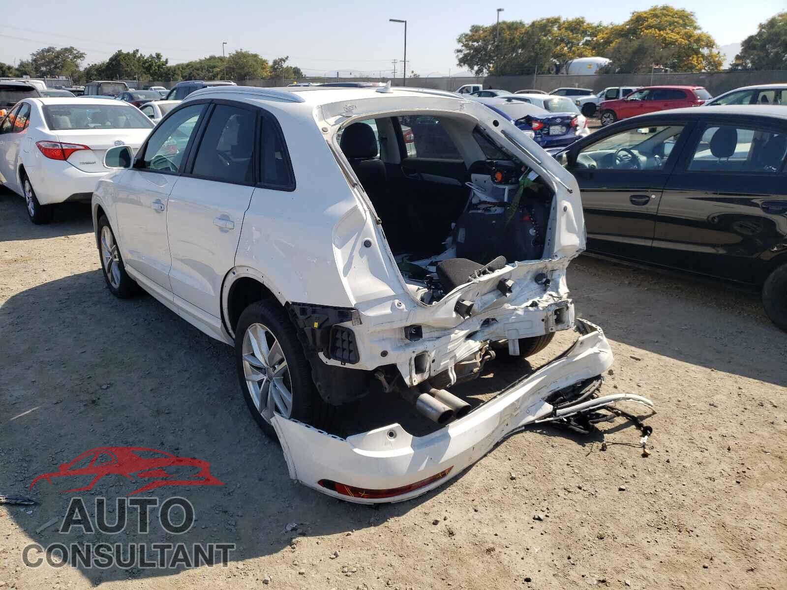 AUDI Q3 2017 - WA1ECCFSXHR013296